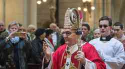 Josipa Bozanića opet ruše:  desnica ga je smijenila pred tri godine, a sada ga bivšim kardinalom proglasila ljevica