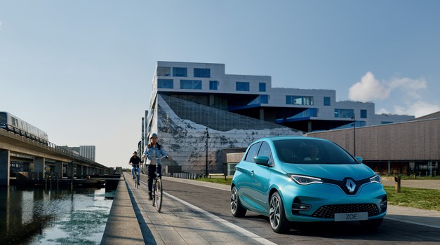 VIDEO Više, jače, bolje, dulje... to je treća generacija Renault ZOE, a stiže s baterijom od 52 kWh, autonomijom od 390 km, od 0 do 100 k/h ispod 10 s, s dizelskim momentom od 245 Nm