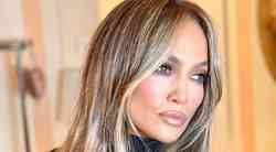 Jennifer Lopez ovog će proljeća nositi dolčevite i vunene lagane ogrtače umjesto kaputa. Kako vam se sviđa?