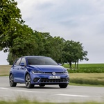 <p>Volkswagen napoveduje, da bi se Polo lahko podražil tudi za 5.000 evrov, kar pa bi bilo nesprejemljivo za vse.</p> (foto: Volkswagen)