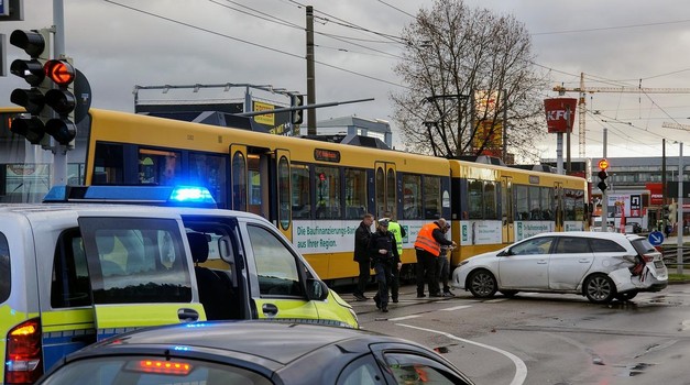 Zastrašujuće otkriće u uništenom automobilu: policija nije mogla vjerovati svojim očima