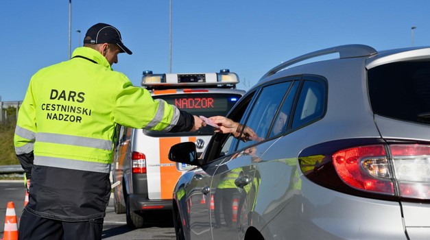 Zbog vinjeta nastradalo i puno Hrvata u Sloveniji,  više od 30.000 vozača, milijunski prihodi slovenskih cestara i na nenamjernim banalnim greškama vozača