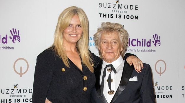 The ICONS Gala red carpet arrivals "n"nThe ICONS Gala red carpet arrivals at the Landmark Hotel"n"nFeaturing: Penny Lancaster, Rod Stewart"nWhere: London, United Kingdom"nWhen: 17 Sep 2021"nCredit: Phil Lewis/WENN PLAA /WENN/PIXSELL