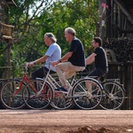 Svemu što je lijepo i dobro jednom dođe kraj, tako i legendarnom trolistu: Clarkson, May, Hammond... (foto: Jeremy Clarkson / Instagram)