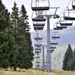 40 eura je cijena dnevne ski karte za odrasle, a za djecu 26. U redovnoj prodaji od 1. prosinca bit će 45 eura za odrasle i 29 eura za djecu (foto: BOBO/Žiga Živulovič jr.)