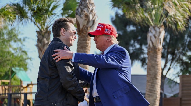 U.S. President-elect Donald Trump greets Elon Musk before attending a viewing of the launch of the sixth test flight of the SpaceX Starship rocket, in Brownsville, Texas, U.S., November 19, 2024 . Brandon Bell/Pool via REUTERS Photo: Brandon Bell/REUTERS