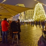 Kako smo ubili Božić i njegovu bit. Previše je svega, a najmanje onoga za dušu i obitelj (foto: Žiga Živulovič jr./Bobo)