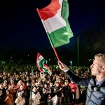 Viktor Orbán proganja soroševce k'o vrag grešnu dušu! Na krilima saveza s Donaldom Trumpom krenuo u križarski rat s oporbom, prije svega mladim i potentnim Péter Magyarom (foto: Peter Magyar FB)